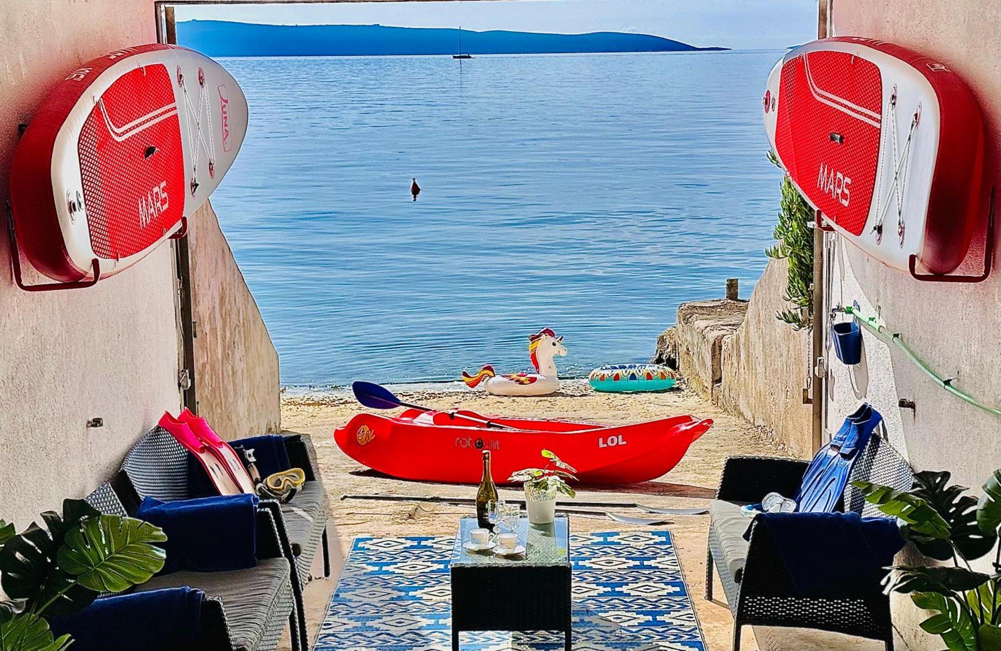 Luxury Seaside Villa With A Classic Mediterranean Olive Garden, A Fully Equipped Professional Kitchen, Pool, Sauna, Padle Boards And Canoe - Miolin Beach House Trogir Buitenkant foto