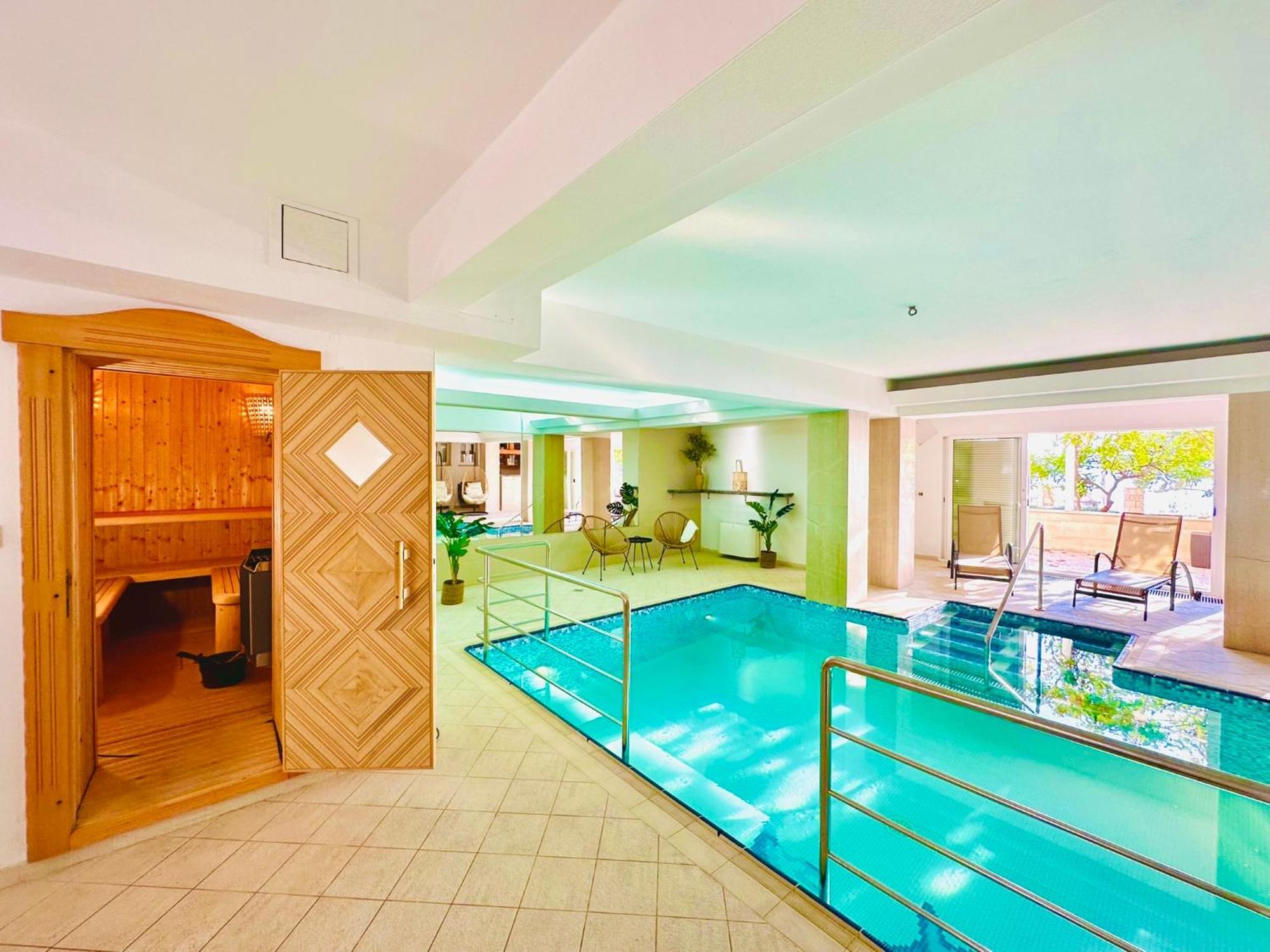 Luxury Seaside Villa With A Classic Mediterranean Olive Garden, A Fully Equipped Professional Kitchen, Pool, Sauna, Padle Boards And Canoe - Miolin Beach House Trogir Buitenkant foto